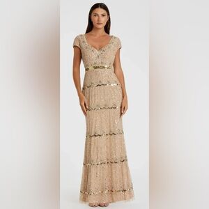 NWT Mac Duggal Gold Sequin Cap Sleeve Sweetheart Column Gown
